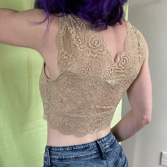 💋lacy crop top💋 - Picture 3 of 3